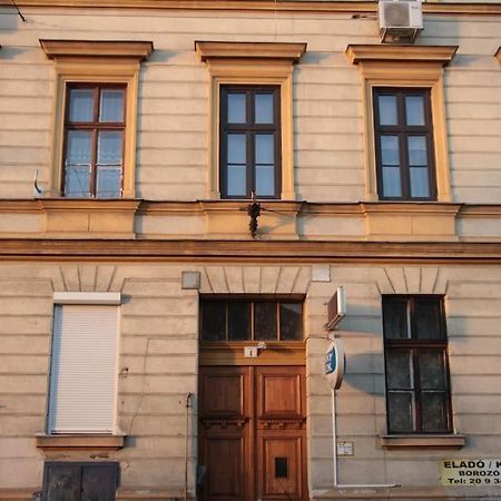 בודפשט Bright Sunny Apt At Keleti Station,Near Citycenter מראה חיצוני תמונה